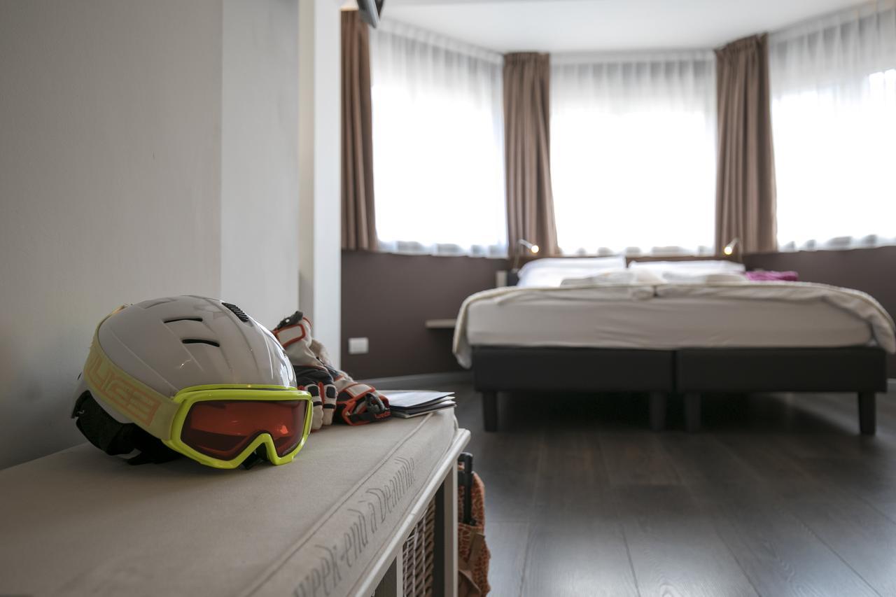 Hotel Luna Bianca Фолгария Екстериор снимка