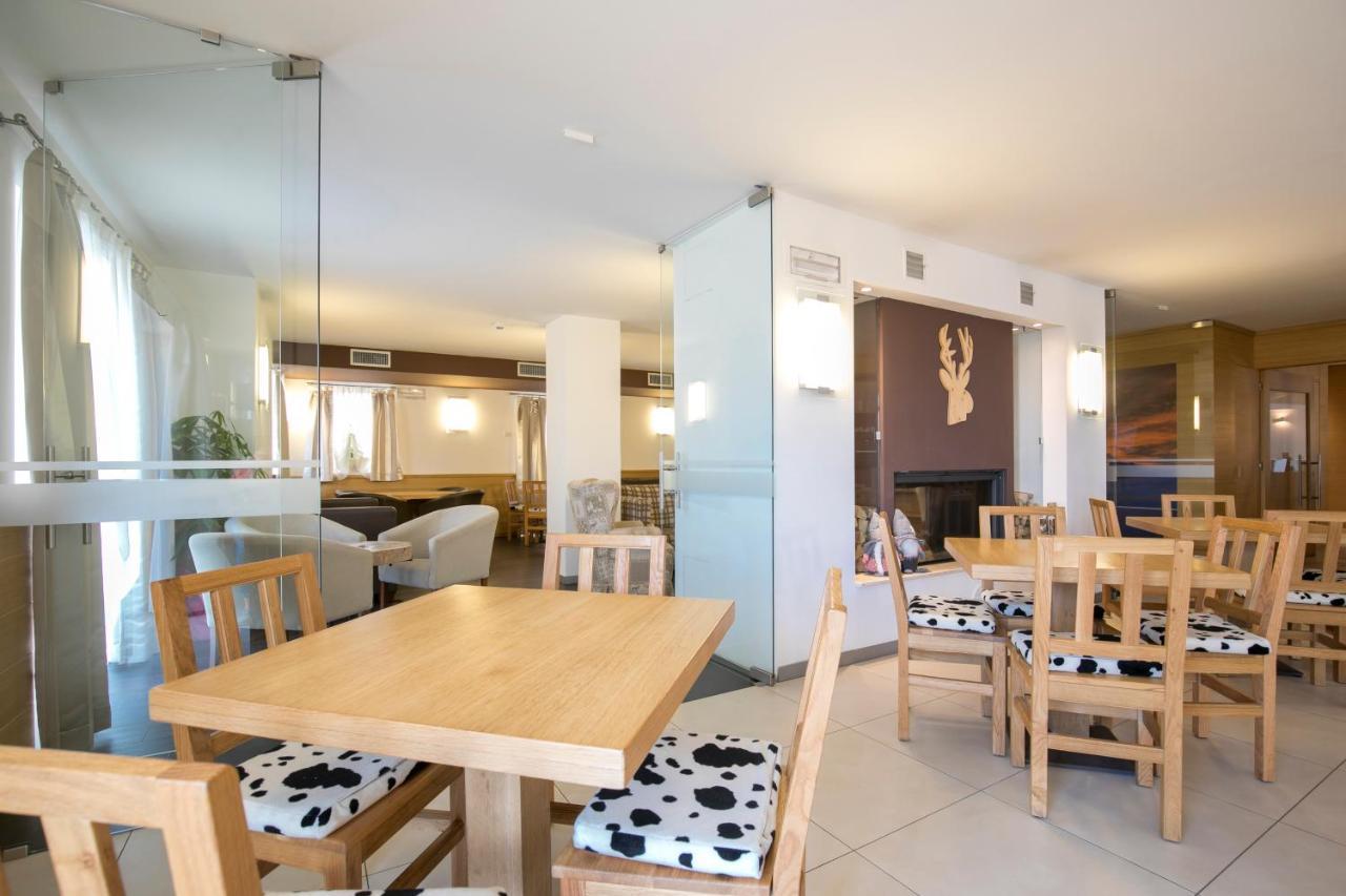 Hotel Luna Bianca Фолгария Екстериор снимка