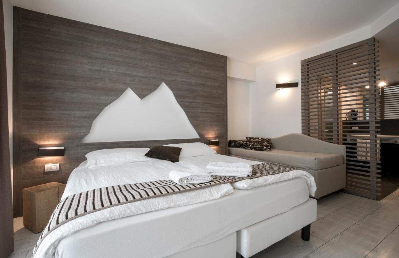 Hotel Luna Bianca Фолгария Екстериор снимка